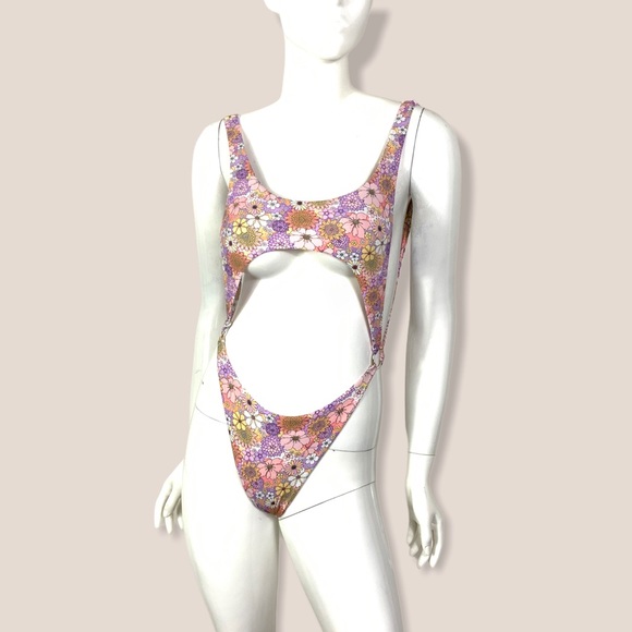 Chloe Rose Sun Chaser One Piece Multi Floral Pink - Picture 3 of 8